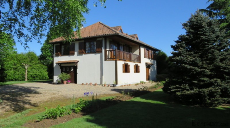 Swiss chalet in rural France, with lots.. - 2