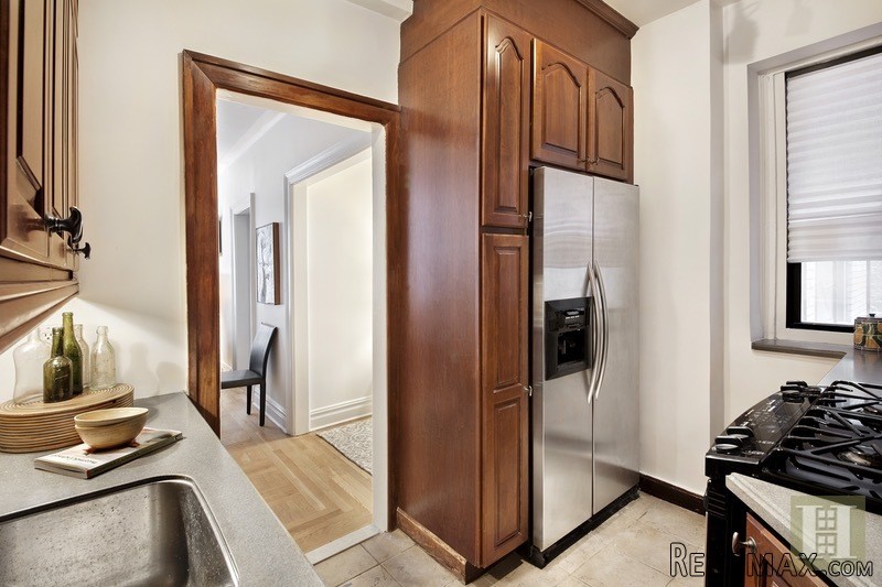 2 bedroom Apartment For Sale: 250 WEST.. - 2
