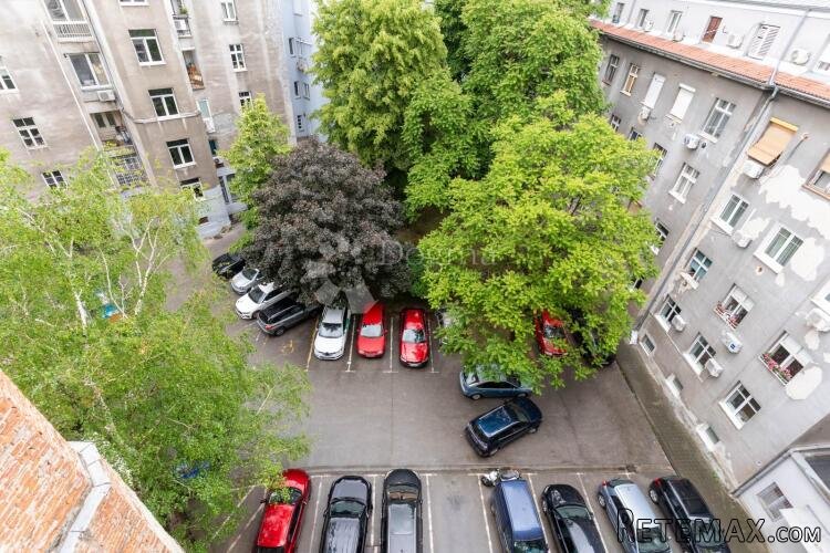 CENTAR GRADA, PETOROSOBAN STAN S POTENCIJALOM - 3
