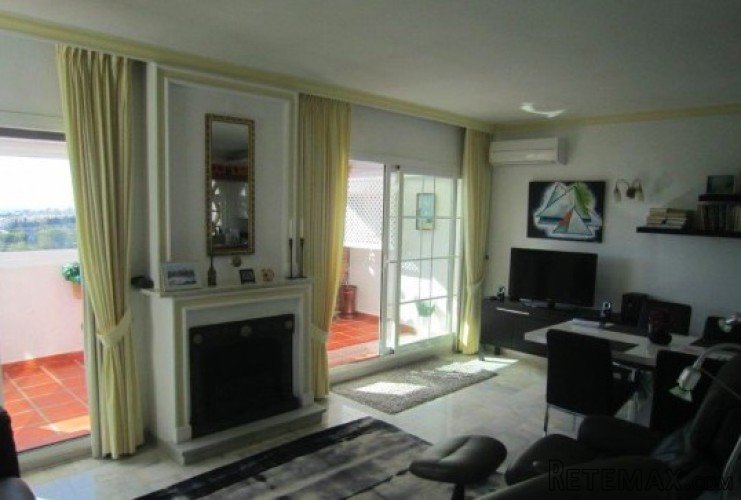 Lovely penthouse apartment with large terrace located in.. - 3