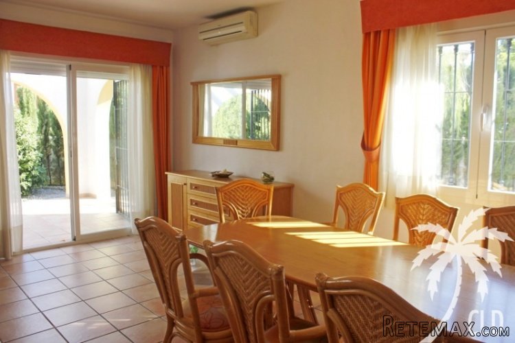 Reduced from 250,000 Euro! Three bedroom townhouse.. - 3