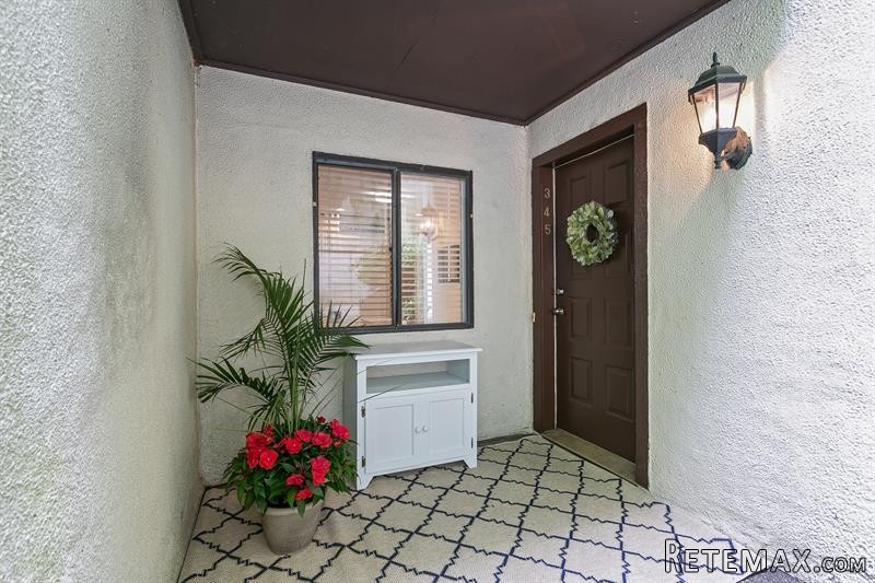2 bedroom House For Sale: 345 N Greeley.. - 2
