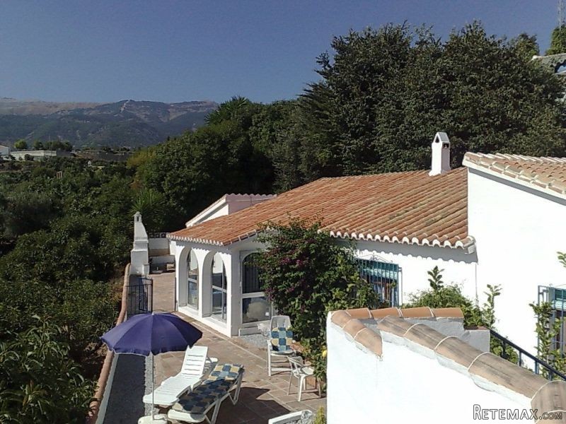 Villa for Sale in Canillas De Albaida..