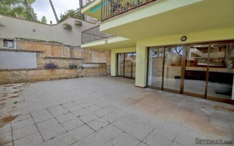 Four bedroom groundfloor for sale in..