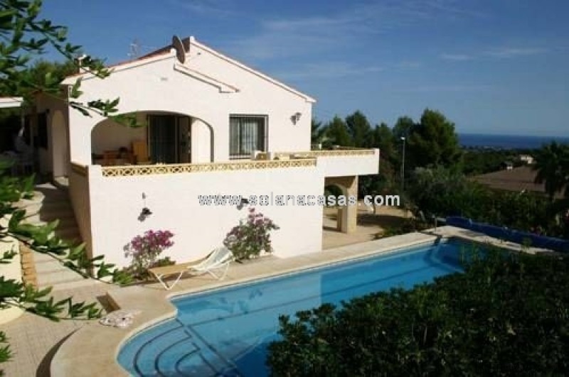 Villa - Beautiful villa on two levels..