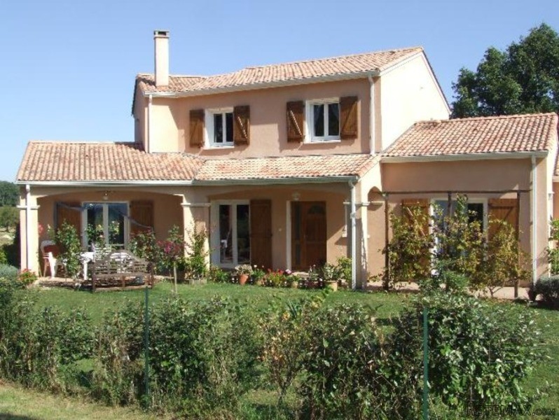 In Perigord Agenais, Very Beautiful 3/4..