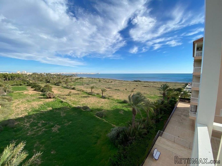 Bonito apartamento con vistas al mar en Punta Prima.La.. - 2