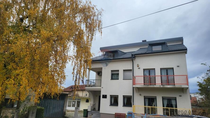 Velika Gorica - centar, kuća na prodaju 350 m2 - 3