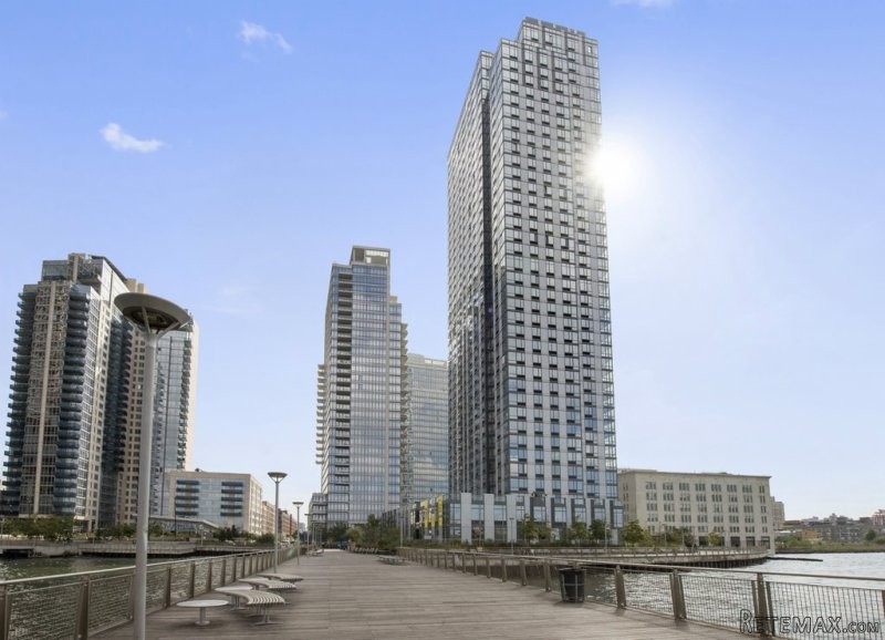 2 Bedrooms - Condo - New York State -..