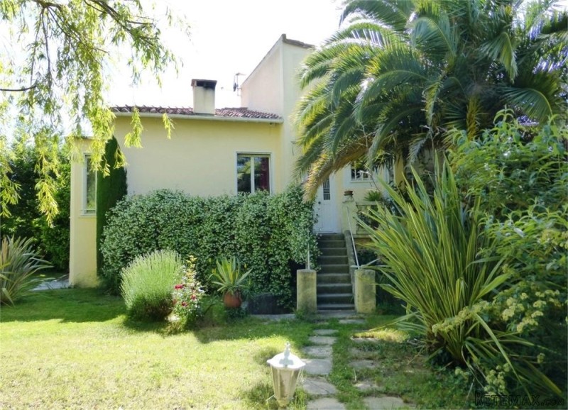 Charming Villa With Garden, Pool And..