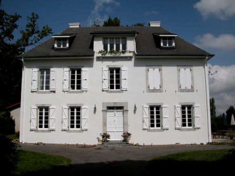 Manor House with Swimming Pool