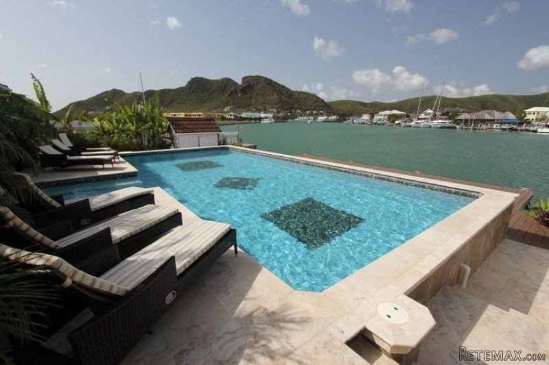 Island Breeze $3,500.00/Week - 2