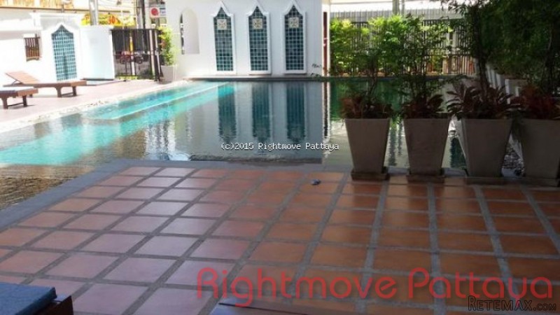 2 Bedroom Condo for sale in Jomtien -..