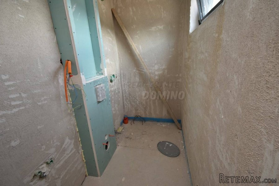 Novogradnja, Punat - apartman s okućnicom i bazenom! - 11