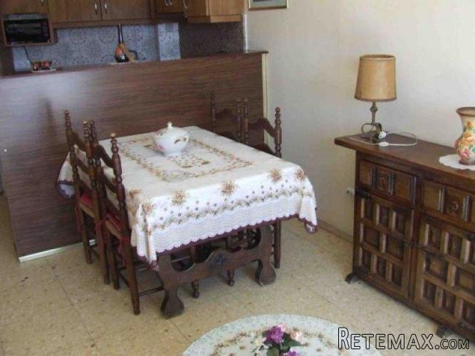 A beautiful apartment situated very close to the beach.. - 3