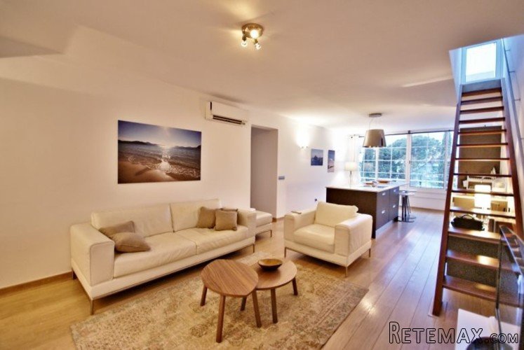 Luxurious penthouse just at the back of the Hotel Illa.. - 3