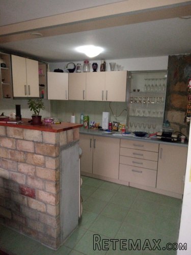 Prodajem kucu sa dva odvojena stana Dudovi-Obrenovac - 13