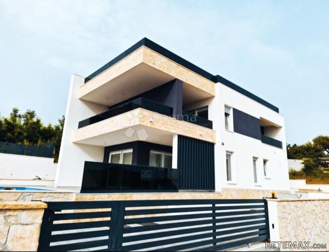 Vila na 250m od mora, Rtina - 3