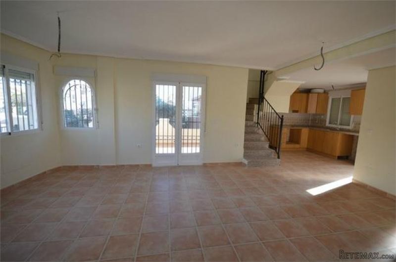 2 bedroom detached house for sale - 2