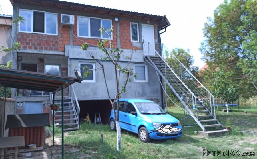 Prodajem kucu sa dva odvojena stana Dudovi-Obrenovac - 15