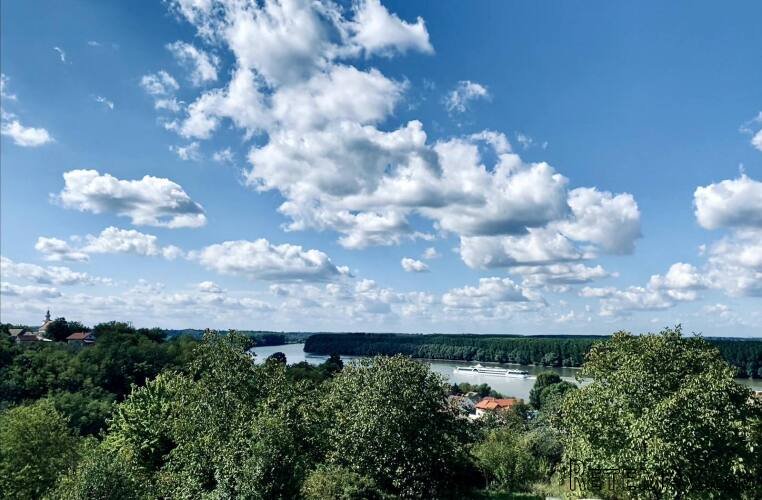 Banostor (Fruska Gora) prelepa kuca sa savrsenim pogledom - 17