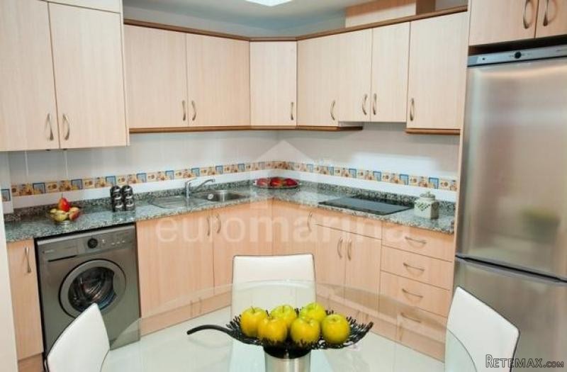 3 bedroom apartment for sale - 2