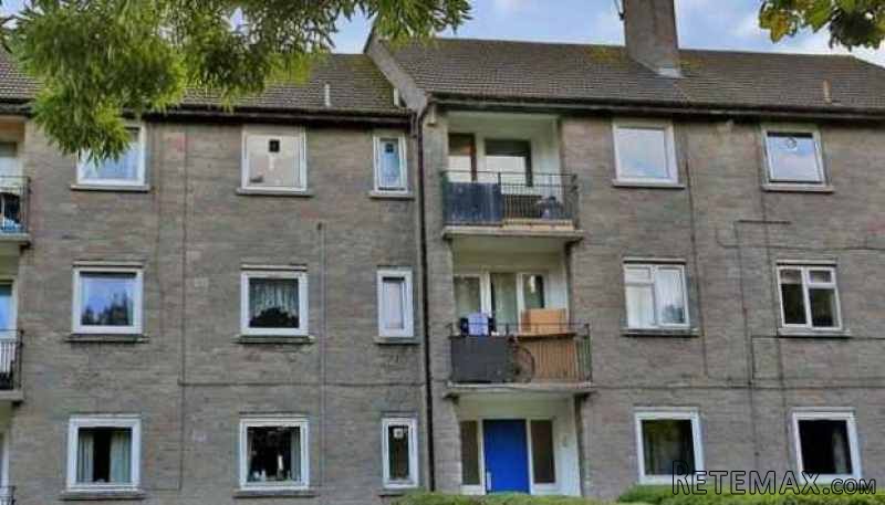3 bedroom, Flat house for sale