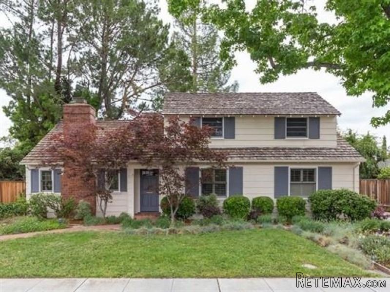 Charming Dutch Colonial home in palo..