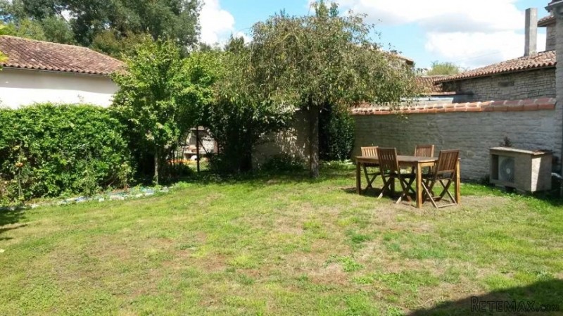 2 Bedroom House For Sale - 2