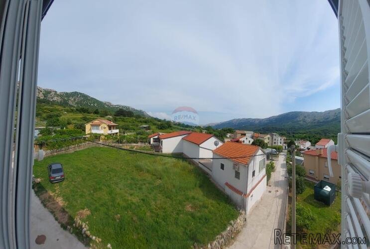 Draga Bašćanska - pravilno građevinsko zemljište 651m2 - 2