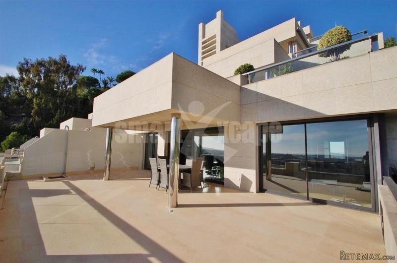 Apartment For Sale In Nueva Andalucia..