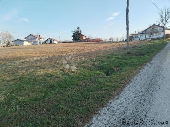 Građevinsko zemljište na prodaju - 3