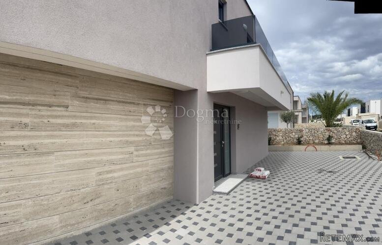Predivna nova vila 500 m od mora - 3