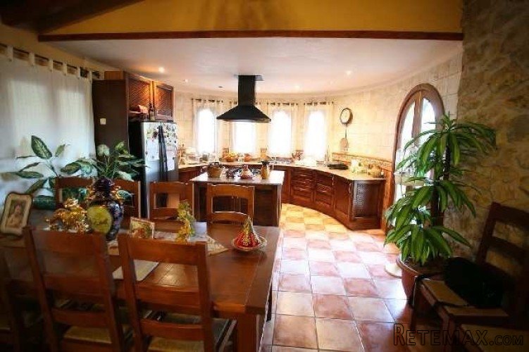 Rustic finca of about 10.000 m2 en Buger, with many.. - 5