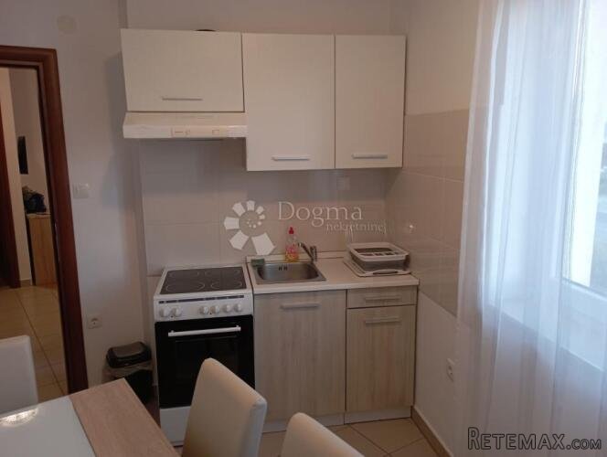Apartman Krk, 43 m2 sa terasom, vrtom i pogledom na more - 3