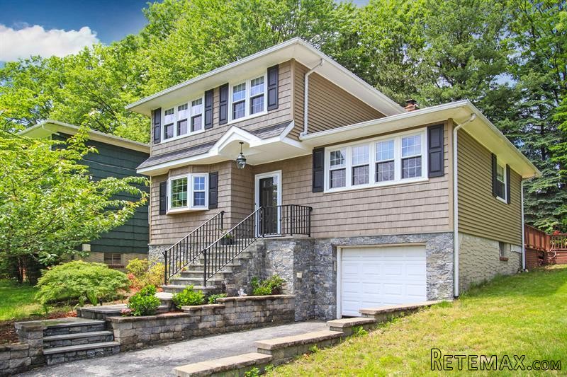 3 bedroom House For Sale: 15 Garit Lane..