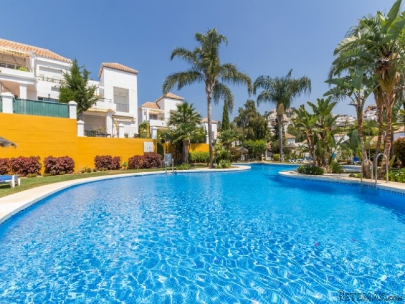 2 Bedroom Apartment For Sale Situated.. - 2