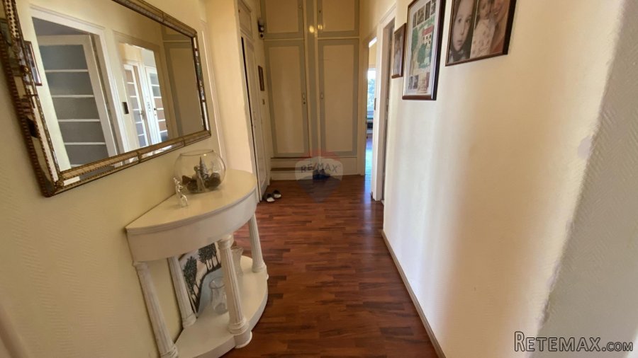 Rijeka, Bulevard, etaža stare vile površine 194 m2 - 10