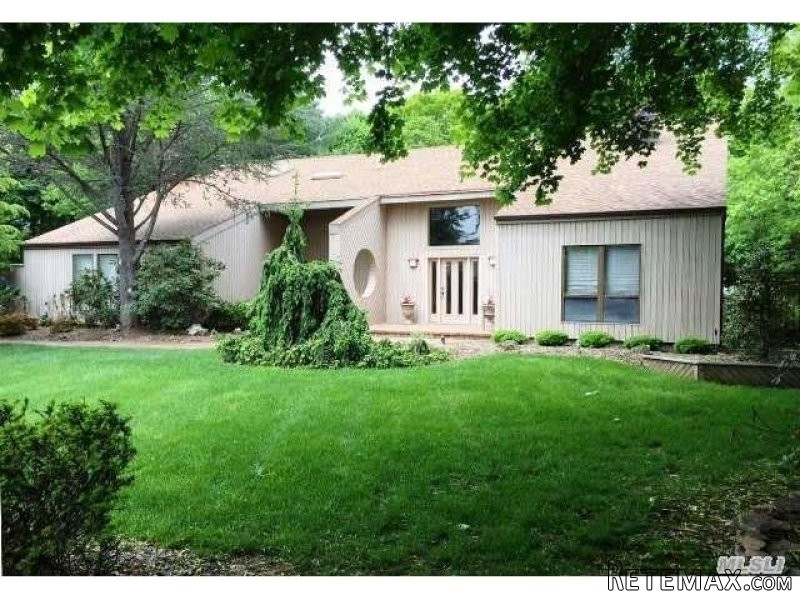 5 bedroom House For Sale: 9 Firewood..