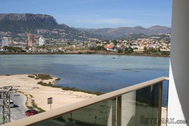 Apartamento construido en el año 2009 a 50 mtrs del Paseo.. - 2