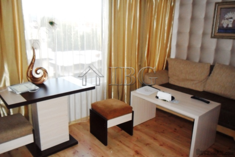 Stylish One-bedroom apartment with Pool.. - 2