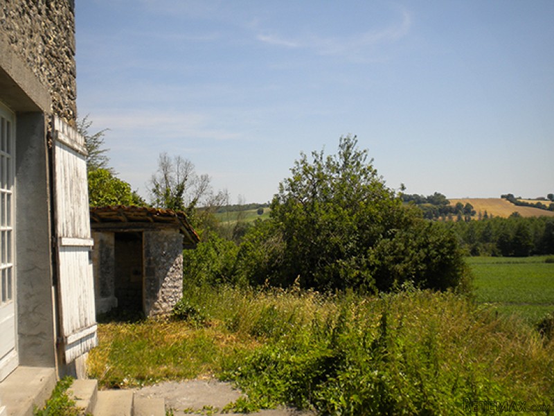 Old Stone House To Renovate - 2