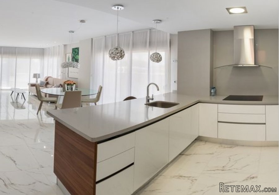 La Campana, Punta Prima is an urbanization near to the sea.. - 5