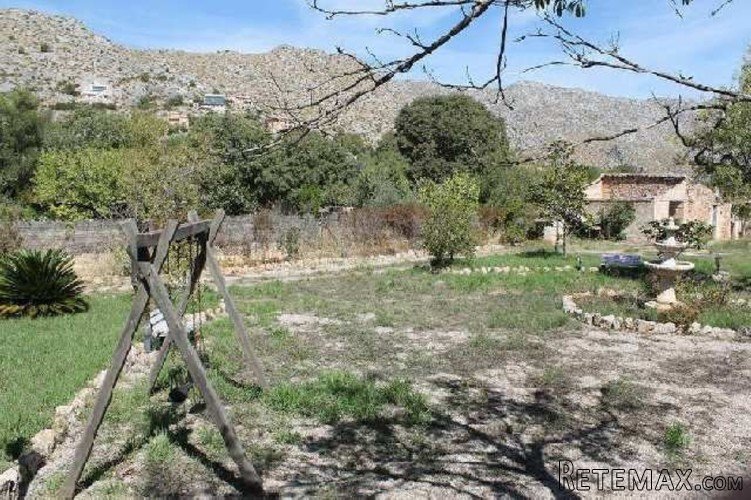 Small plot of 2660m2 with a 53m2 house called 'La Sort de.. - 5