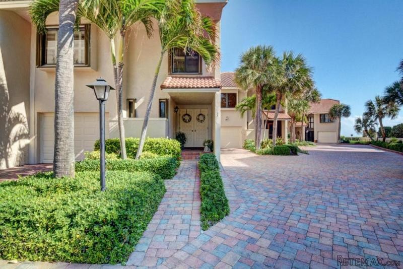 6711 N Ocean Blvd #32, Ocean Ridge, FL.. - 2