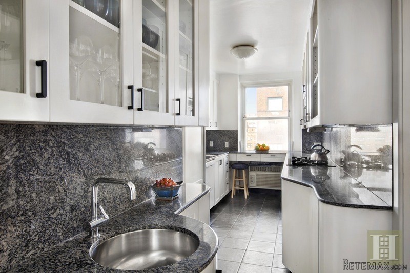 3 bedroom Apartment For Sale: 350 EAST.. - 2