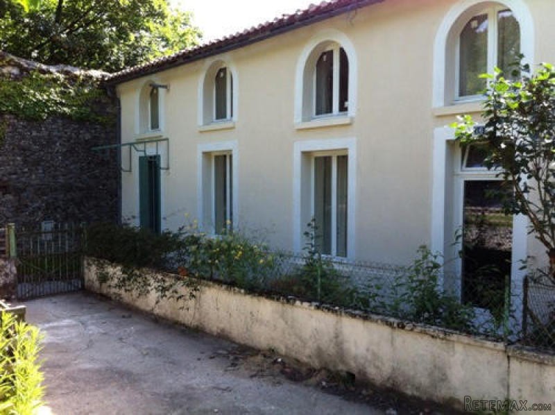 4 Bedroom Cottage For Sale