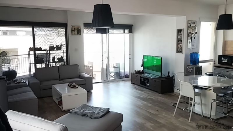 Very Spacious whole floor penthouse in..