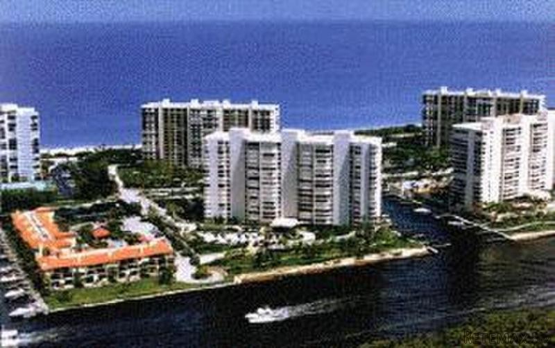 4301 N Ocean Blvd #a906, Boca Raton, FL..
