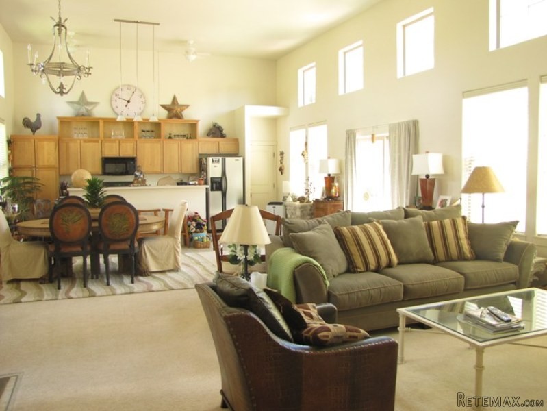 3 bedroom House For Sale: White Peaks..